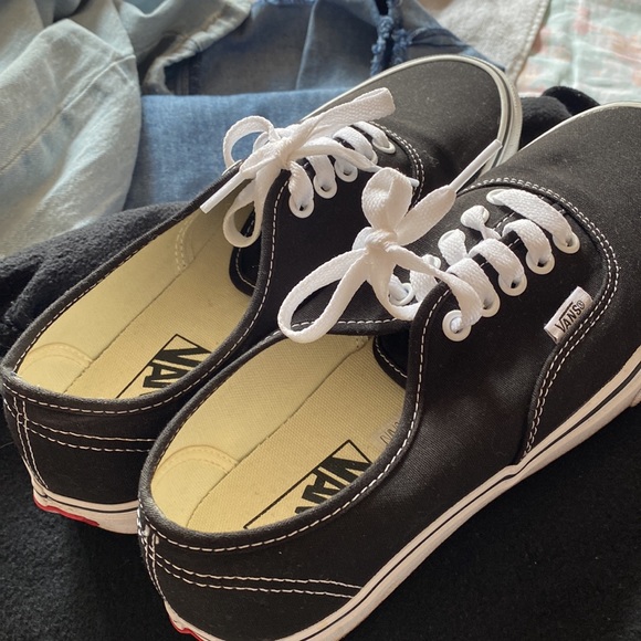 New vans - Picture 2 of 2